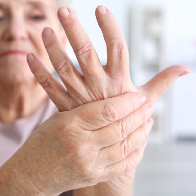 5 Symptoms of Parkinson’s Disease and Treatments